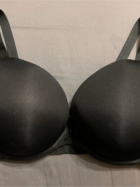 Cacique Black Smooth Molded T-Shirt Bra